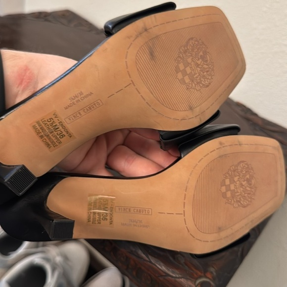 Vince Camuto Endonta Black Leather Pintucked Braided Stiletto Heel Sandals - Picture 8 of 8